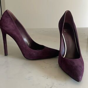 Stuart Weitzman Suede Heels Size 8 in Cabernet